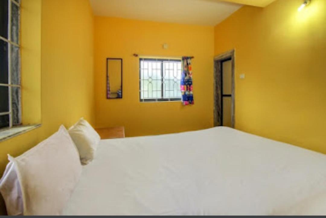 Radhabai Hotel Arambol Exterior photo