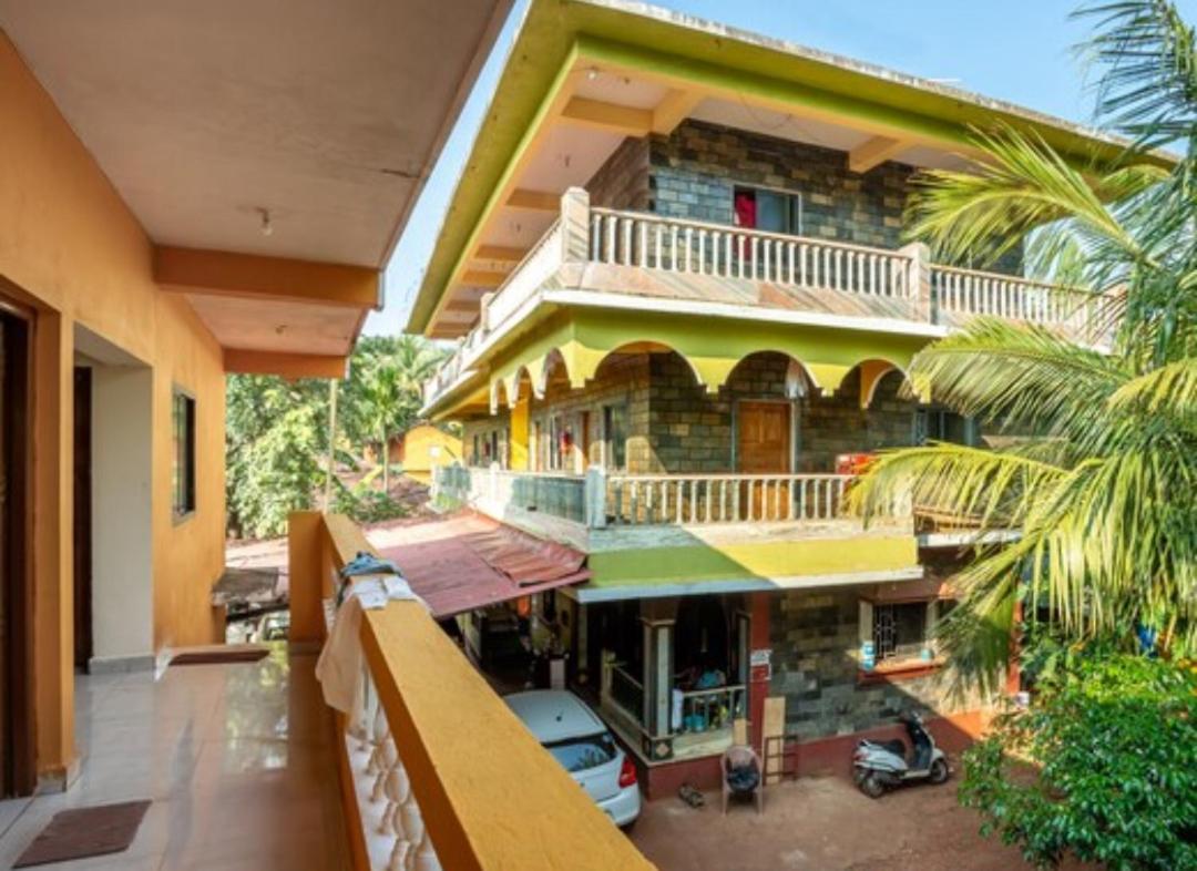Radhabai Hotel Arambol Exterior photo