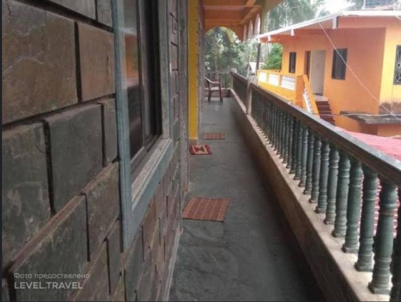Radhabai Hotel Arambol Exterior photo