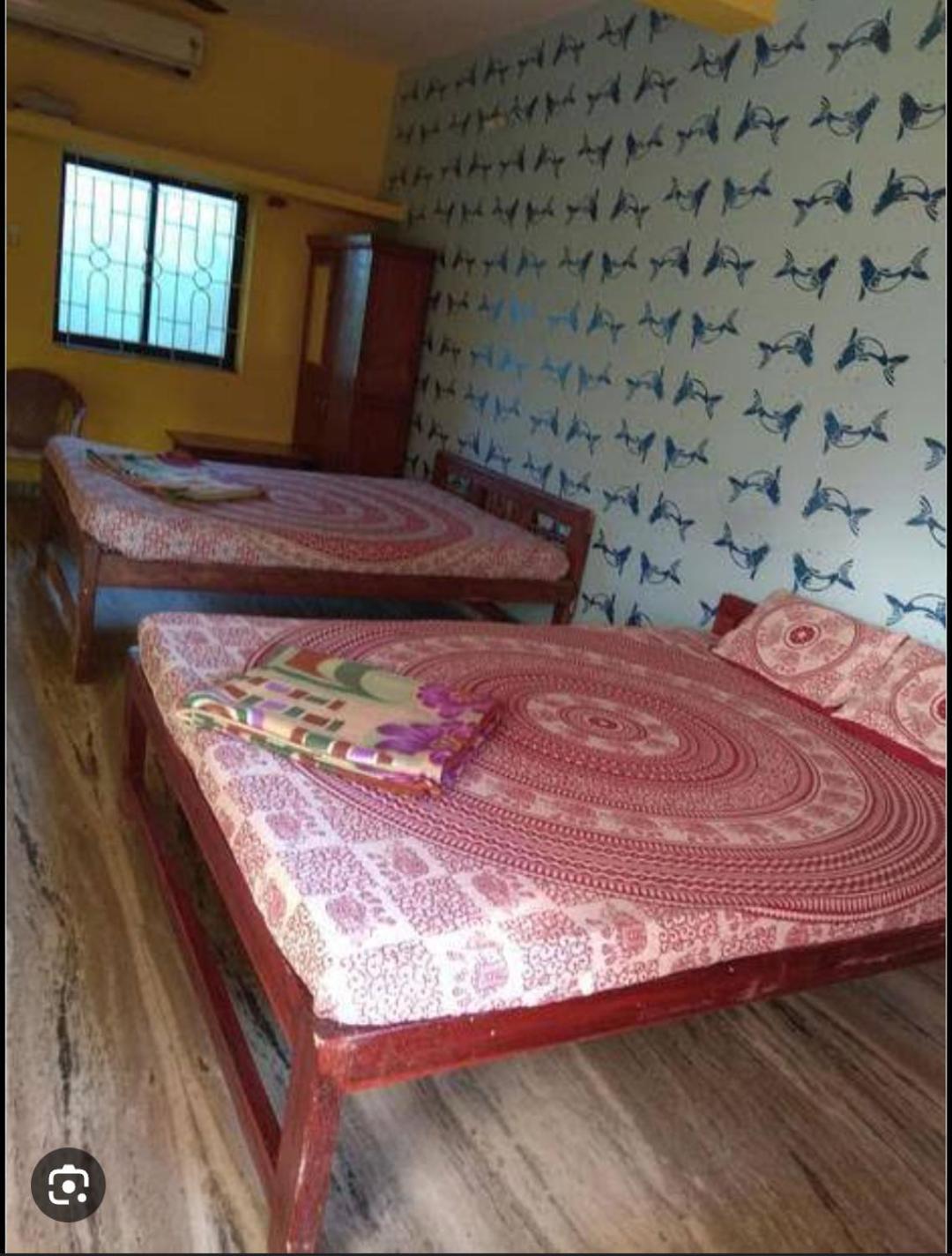 Radhabai Hotel Arambol Room photo
