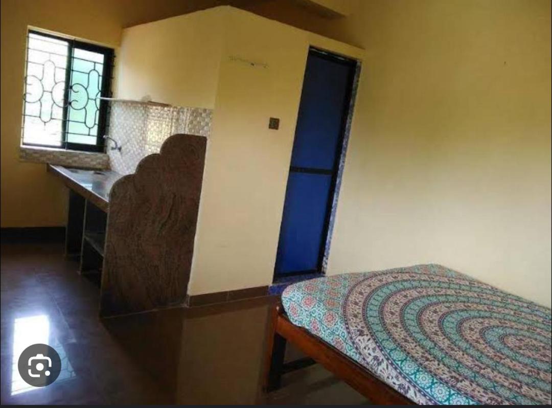 Radhabai Hotel Arambol Room photo